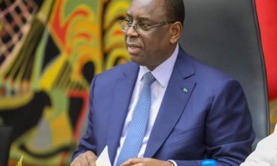 Sénégal : pour expliquer son 3ᵉ mandat, Macky Sall consulte un juriste français…