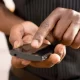 « Smartphones pour le Togo » : Bientôt chaque fonctionnaire un téléphone