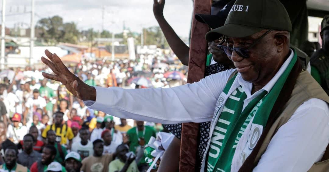 Victoire démocratique au Liberia : George Weah concède sa défaite face à Joseph Boakai