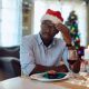 Comment célébrer les fêtes en famille sans se ruiner : Astuces pour une fête inoubliable malgré un budget limité