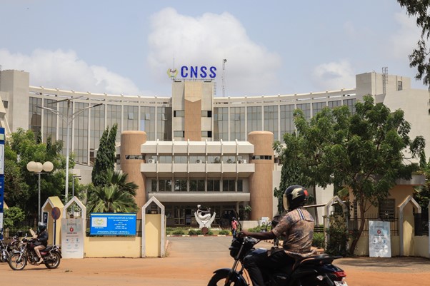 Togo - Assurance maladie universelle : les travailleurs salariés et retraités du privé migrent vers la CNSS