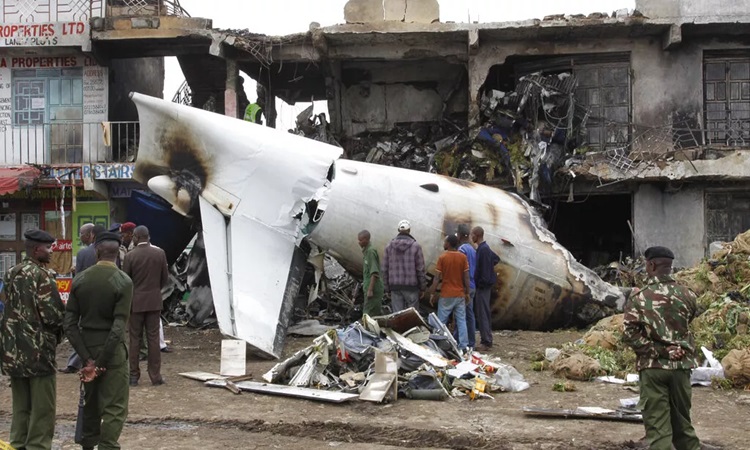 Tragédie au Kenya : Collision entre deux avions en plein vol (Photo)