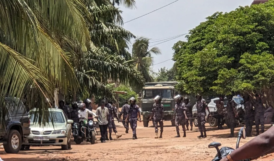 Togo - Tension à Lomé : Des gendarmes interrompent violemment une réunion de l’opposition