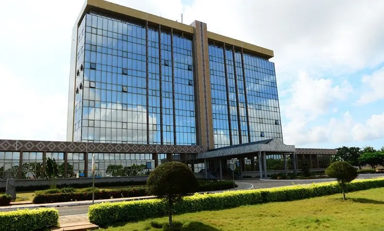 Togocom : des employés en CDD perpétuels en infraction avec le code du travail