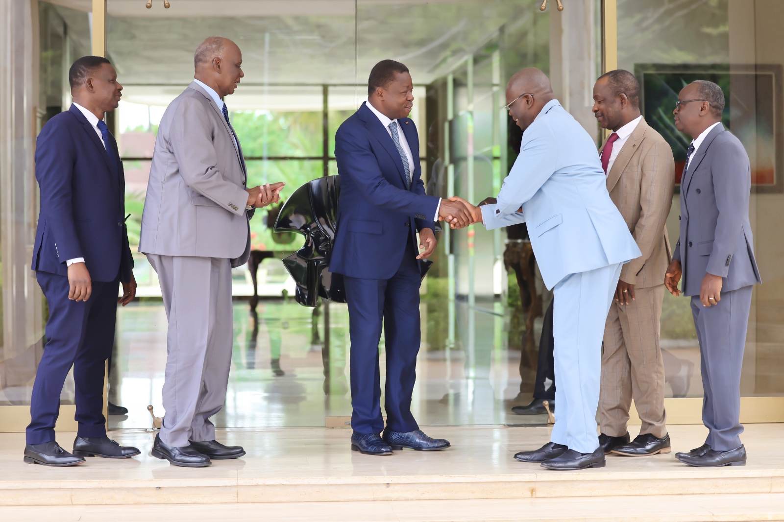 Le président en tête-à-tête avec les leaders de l'Église des Assemblées de Dieu du Togo