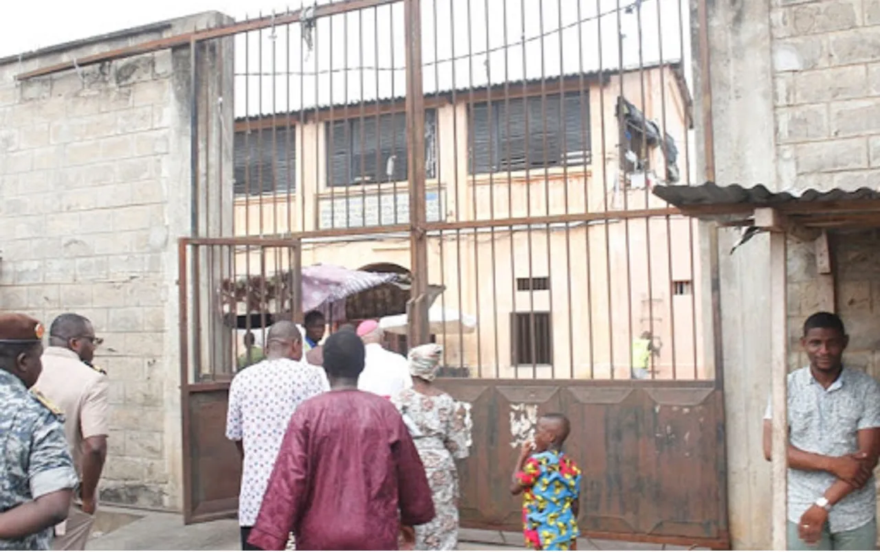 Coupures d’électricité à Lomé : la prison civile en crise