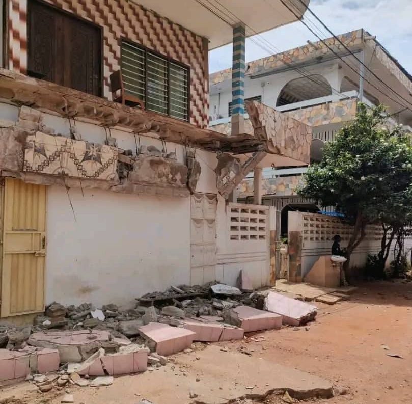 Togo : Effondrement de la façade du siège de la Caisse de Retraite du Togo (CRT)