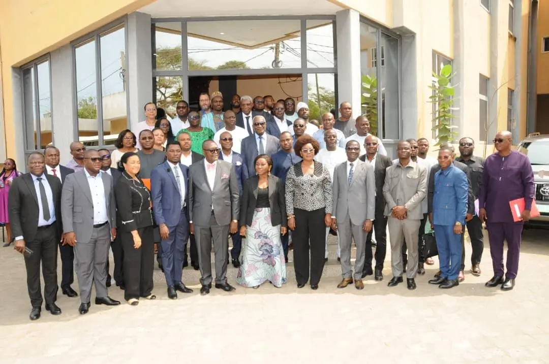 Les conseils régionaux du Togo, fruits des récentes élections locales, ont franchi une étape décisive. Le 15 janvier 2025, dans les cinq régions du pays, les