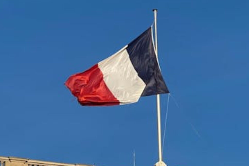 Le torchon brûle entre la France et l’Algérie : Voici pourquoi