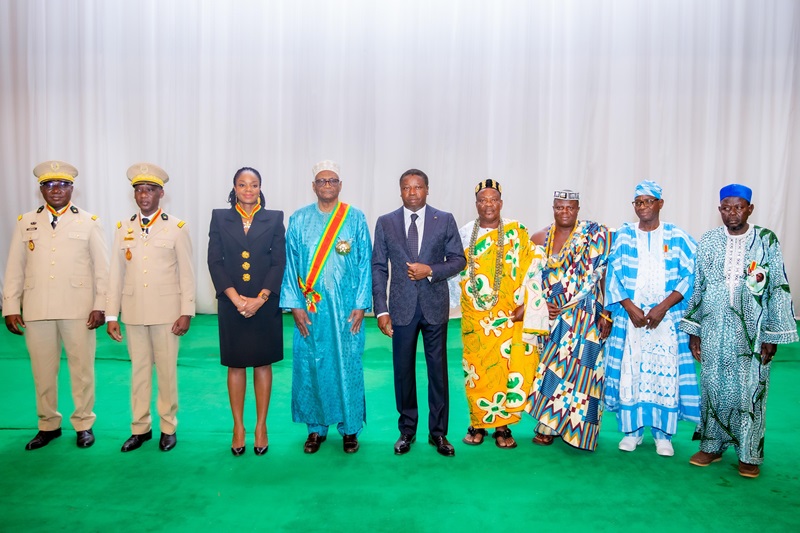 20e anniversaire du Père de la Nation : Faure Gnassingbé décore des personnalités