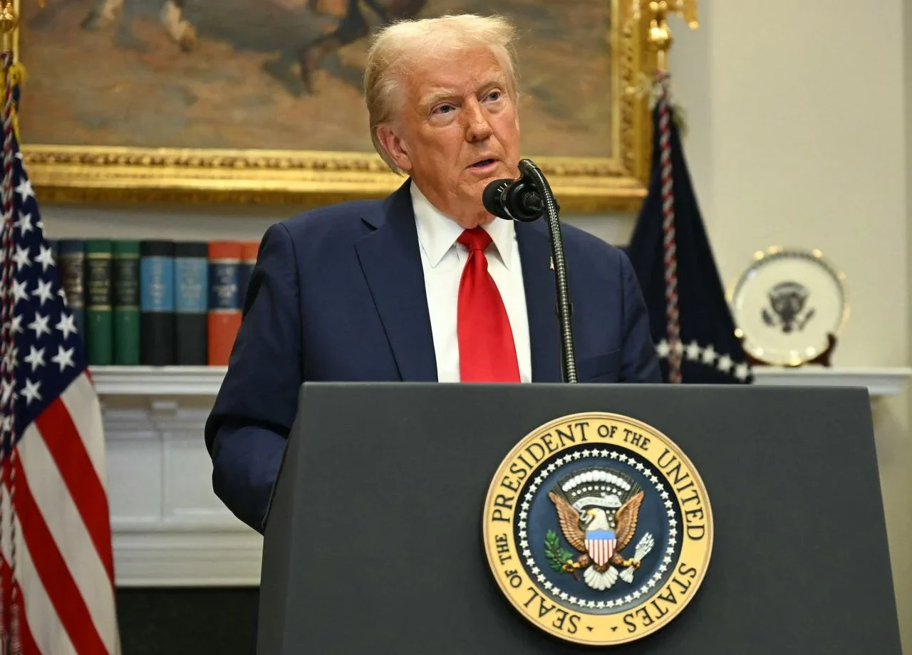 Trump signe un décret instaurant la peine de mort obligatoire pour ...