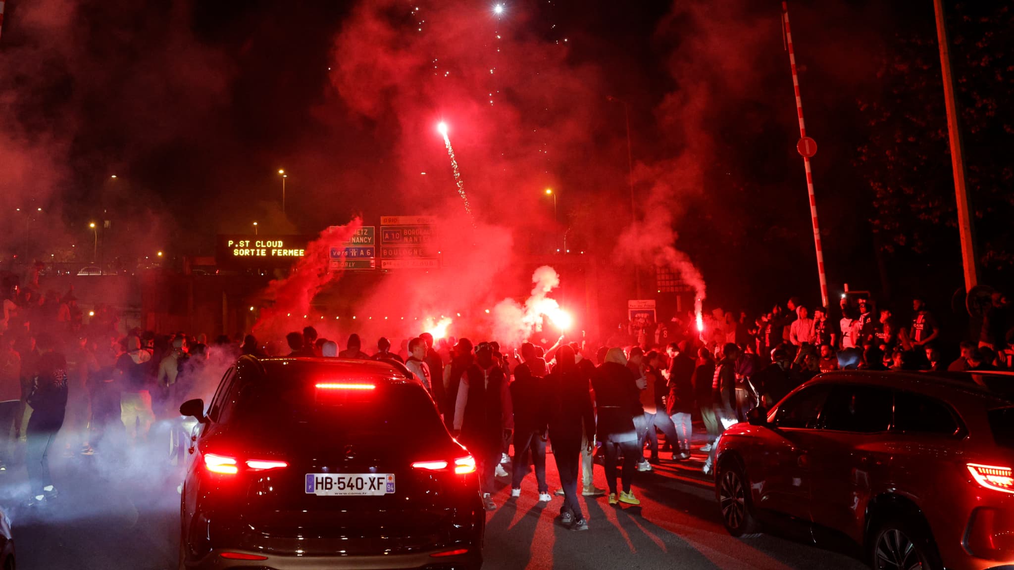 Paris : 44 gardes à vue après une nuit agitée suite à la qualification du PSG