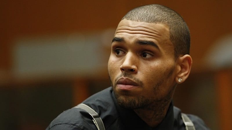 Chris Brown arrêté à Manchester : Retour sur une affaire qui refait surface