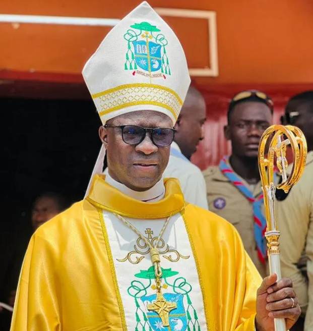 À Boffa, Mgr Moïse Tenguiano défend la liberté d’expression comme fondement d’une transition durable