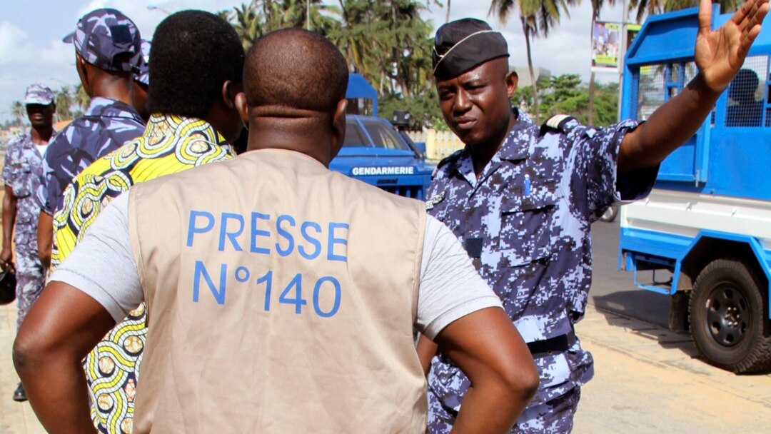 Togo : Le Patronat de la Presse s’insurge contre des abus policiers à l’encontre d’une journaliste de TV5 Monde