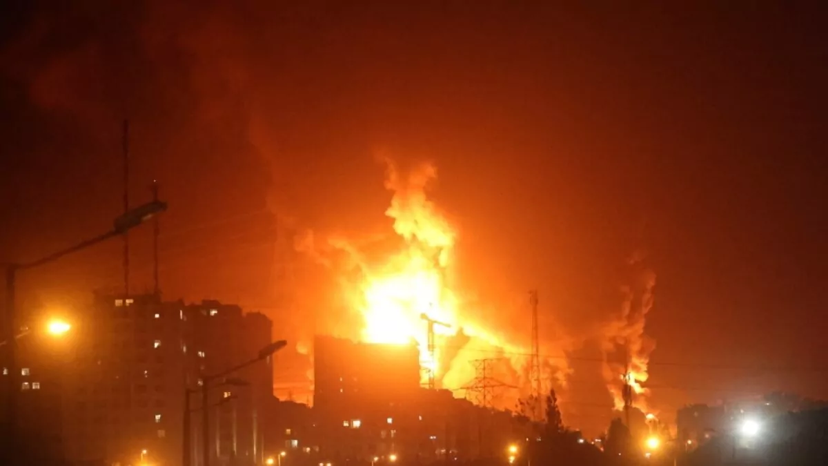 Israël-Iran : Dix morts après des tirs de missiles iraniens, Israël bombarde Téhéran en riposte