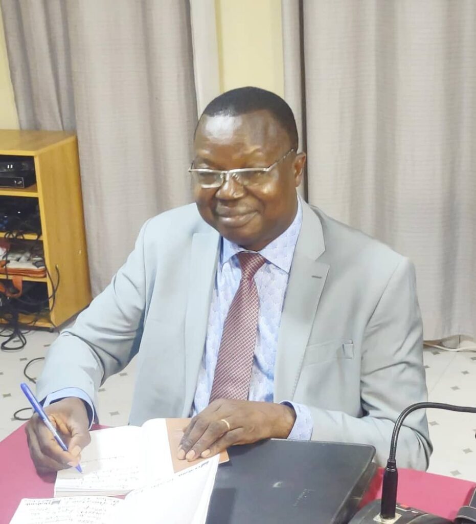 Lomé : deux ouvrages de Marc Sondou dévoilés lors d’une grande dédicace