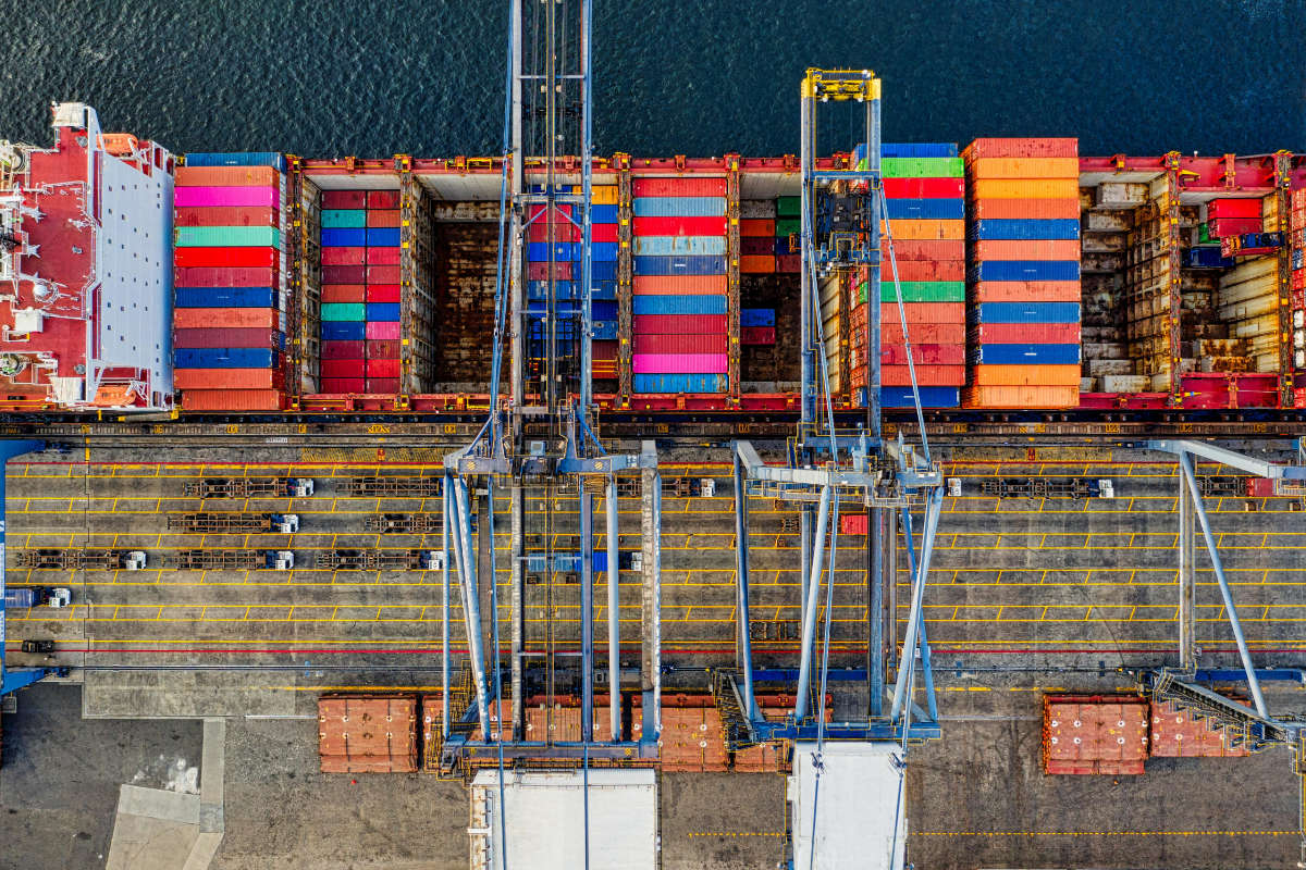 Trump conclut un pacte douanier surprise avec le Japon : Entre soulagement économique et stratégie politique