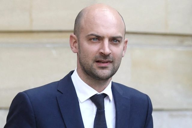 Jean-Noël Barrot achève sa visite à Lomé