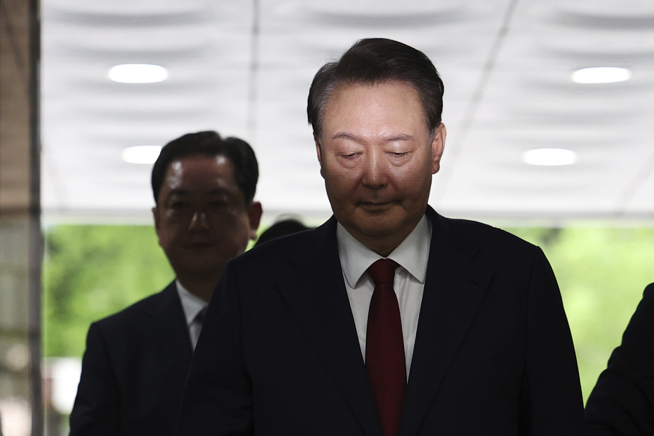 Corée du Sud : l’ex-président Yoon Suk Yeol inculpé pour tentative de coup de force