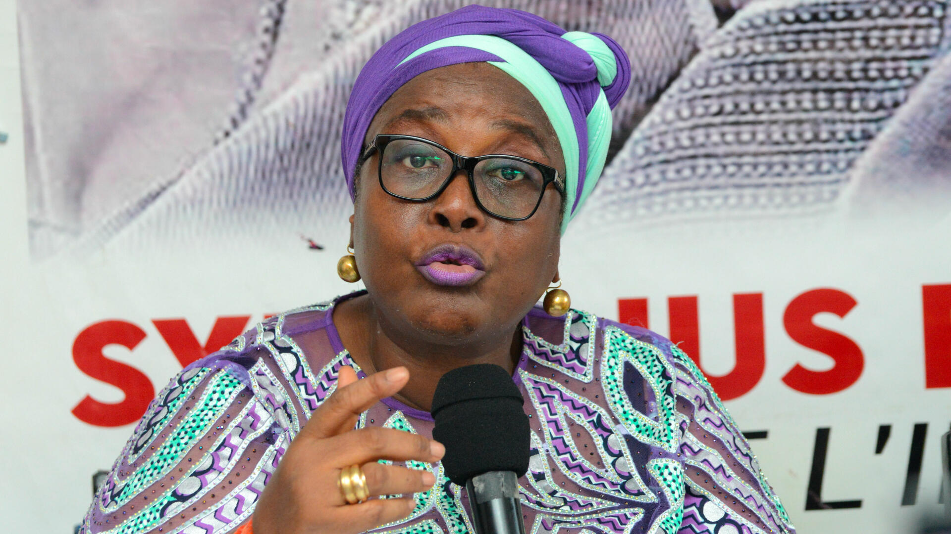 L’ANC dénonce un “coup d’État permanent” et appelle à la sanction par les urnes