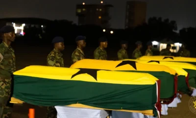 Crash tragique d’un hélicoptère militaire : Ghana accueille les 8 corps dans un silence glaçant