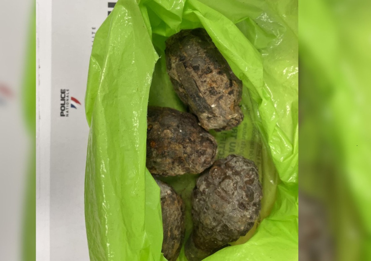 France : Il apporte 4 grenades de la Seconde Guerre mondiale au commissariat