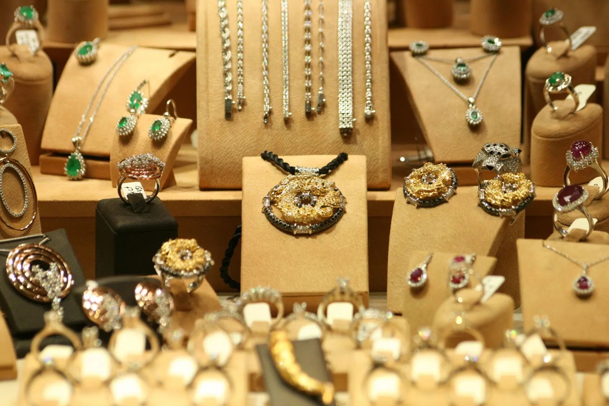 Saisie de milliers de bijoux fantaisie non conformes en provenance de Chine