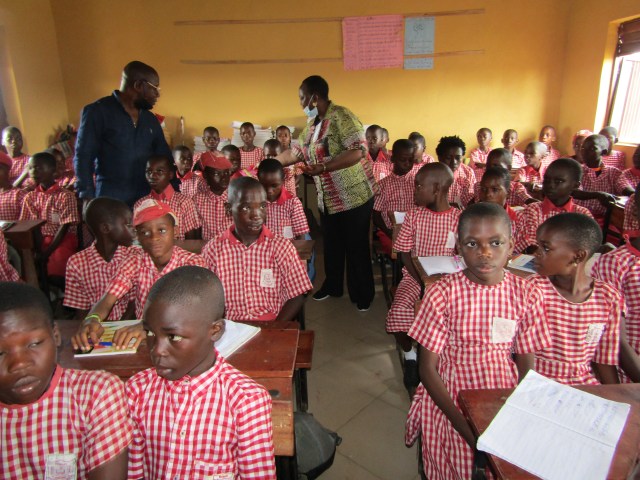 Éducation à Lomé : L’Institut Technique EL ROHI facilite l’accès à l’école