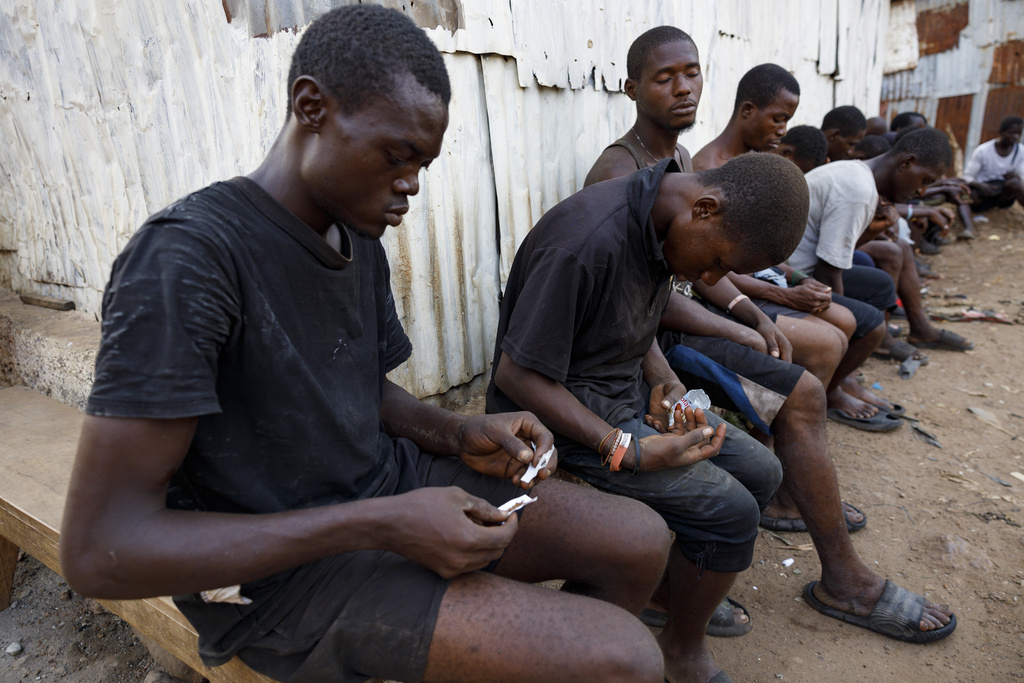 “Drogue du zombie” : le fléau qui transforme les jeunes en morts-vivants en Afrique de l’Ouest