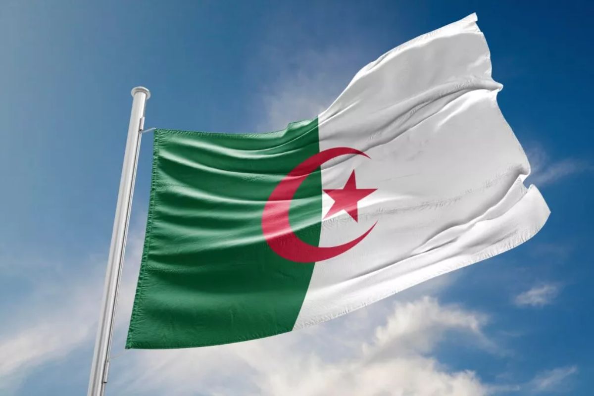 L’Algérie renforce sa lutte contre le blanchiment d’argent