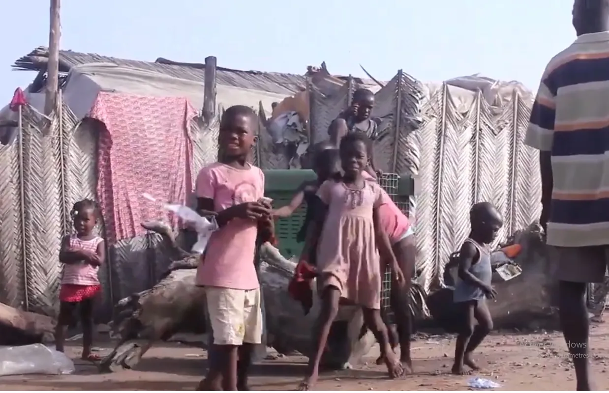 Togo/Katanga : La mer menace, mais la communauté résiste