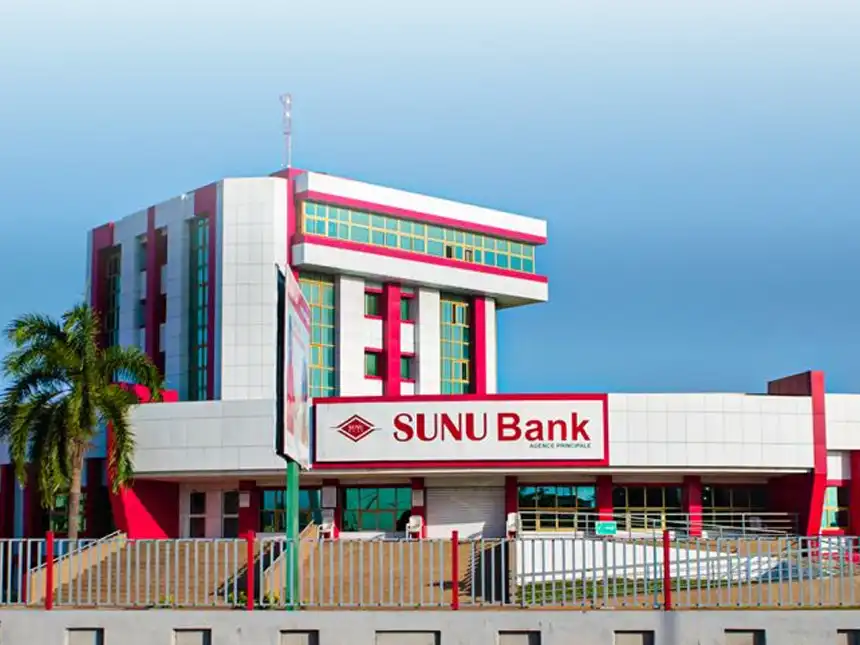 Togo : SUNU Bank face à la restructuration et aux tensions syndicales
