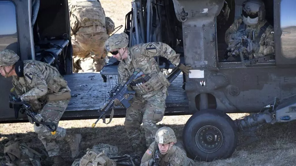 Otan : les États-Unis allègent leur présence militaire en Europe de l’Est, une décision qui rebat les cartes face à la Russie