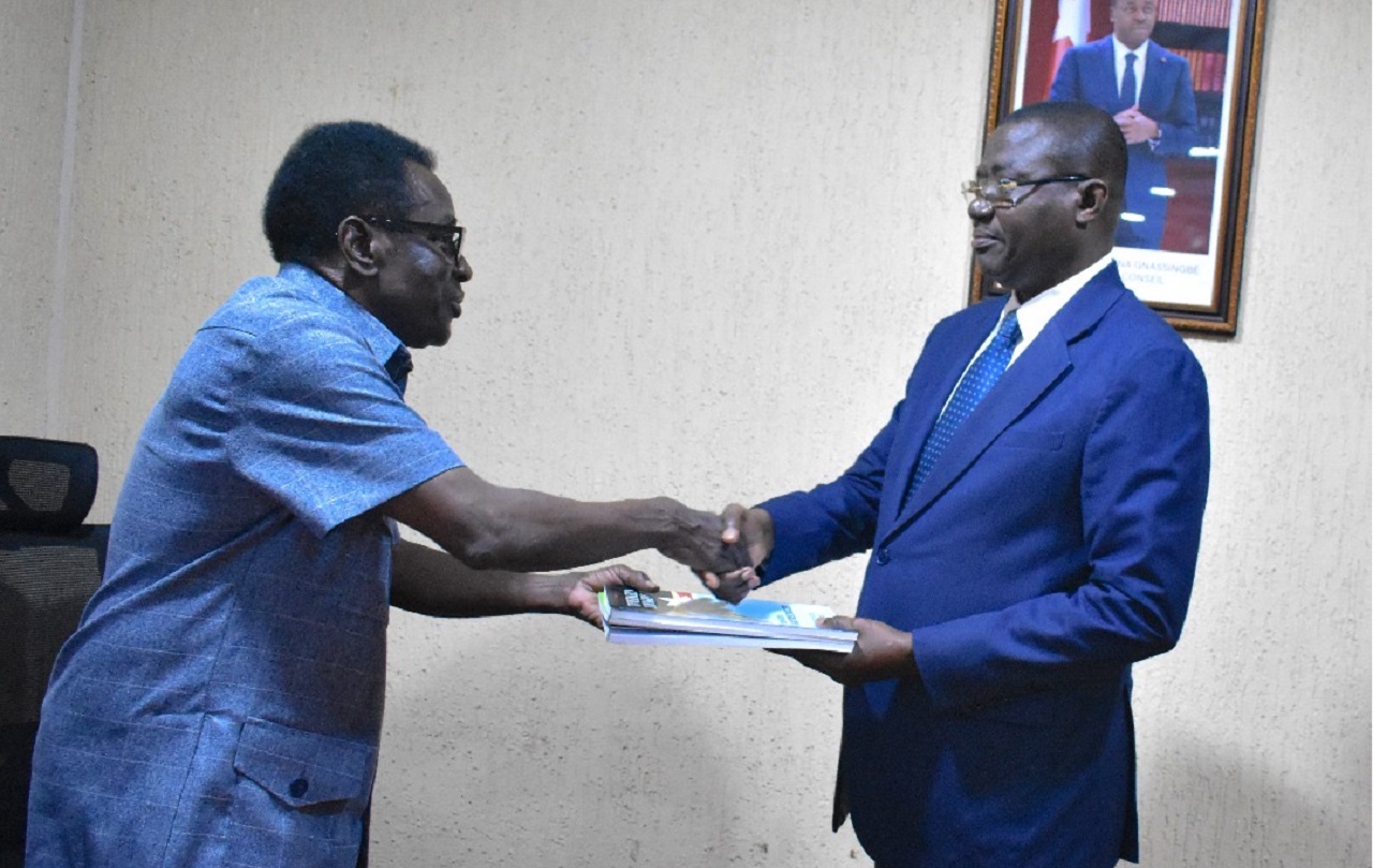 Élections 2024-2025 : la CENI clôture le cycle électoral avec la remise des rapports officiels au gouvernement