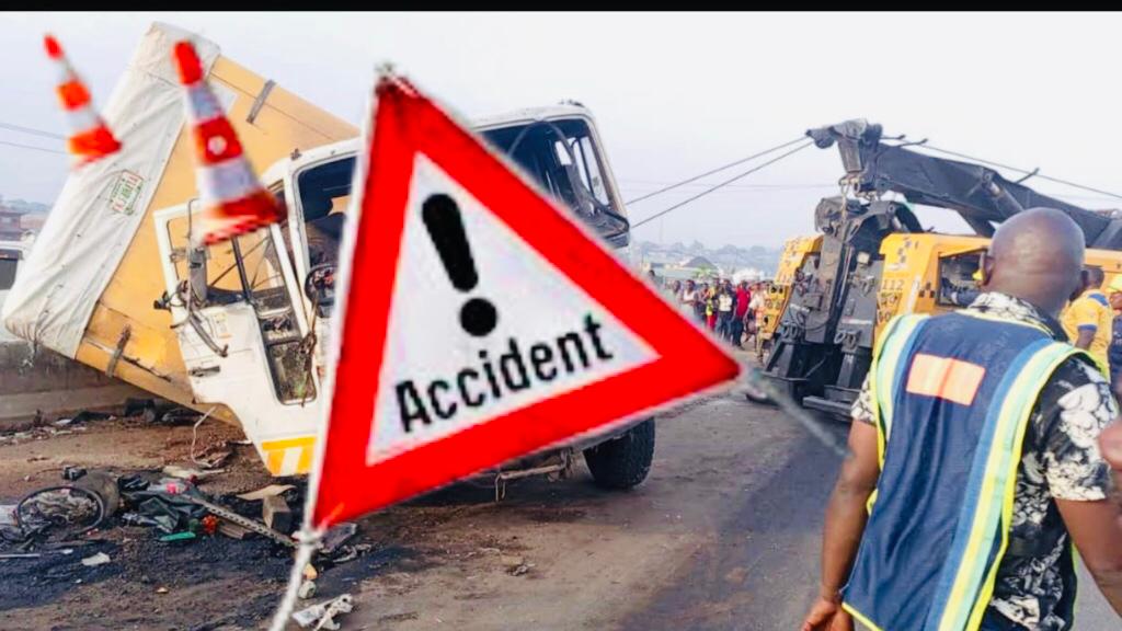 Tragédie su la route nationale N°1 : un minibus bascule sous un pont, cinq morts et plusieurs blessés