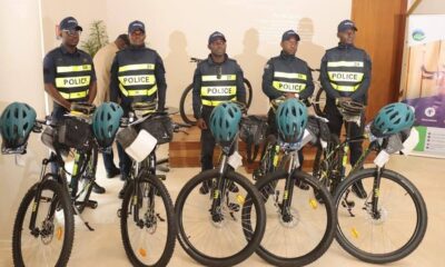 Quand la France offre 5 vélos à la Police gabonaise… et déclenche un débat national