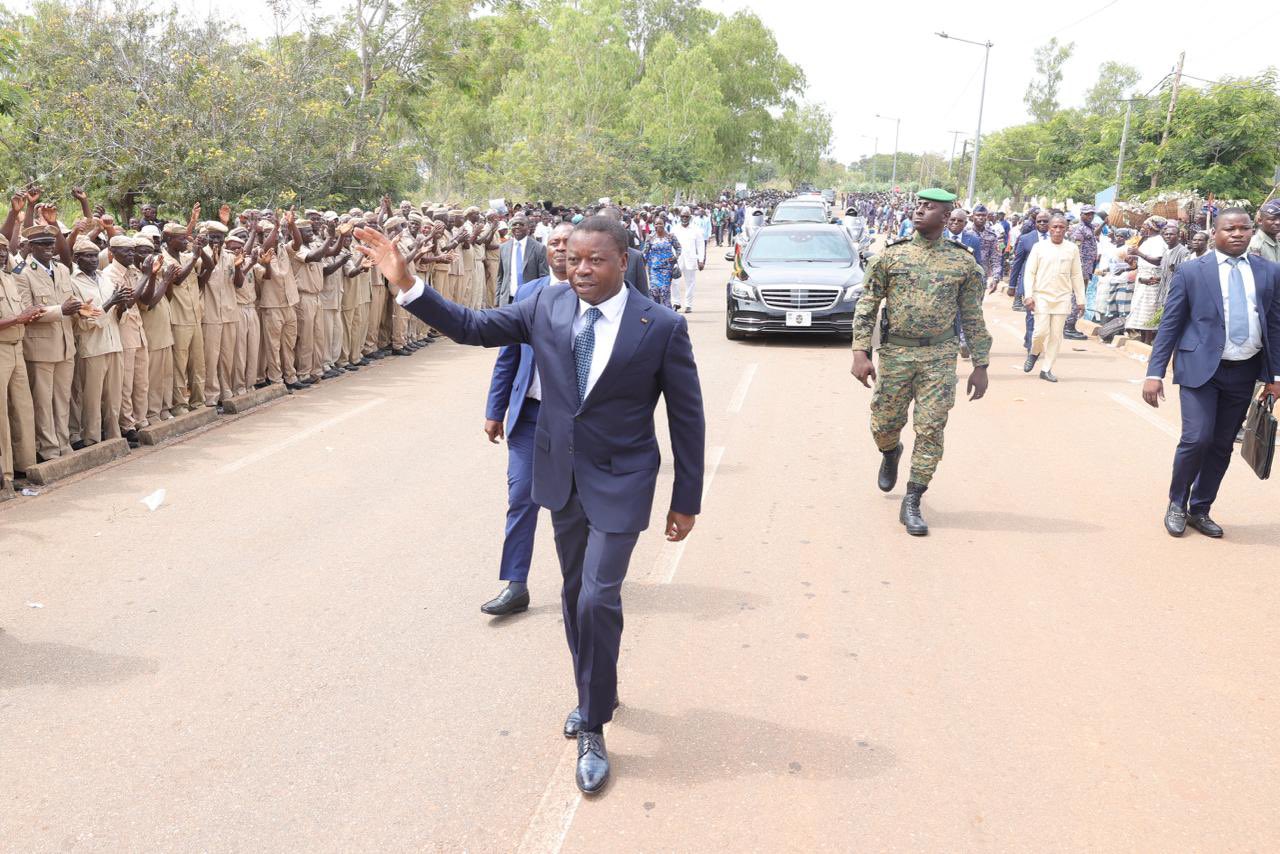 Accueil triomphal pour Faure Gnassingbé à l’EFOFAT le Président salue l’unité du peuple togolais