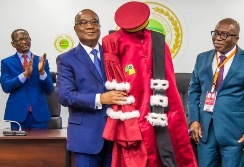 L’EISMV de Dakar honore Faure Gnassingbé : un titre de Docteur Honoris Causa décerné au Président de Conseil