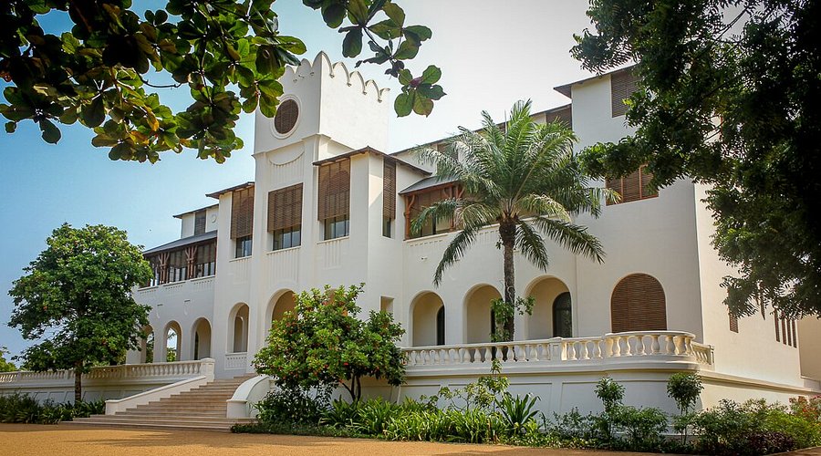 Le Palais de Lomé frappe fort avec une exposition qui redéfinit la création en Afrique de l’Ouest