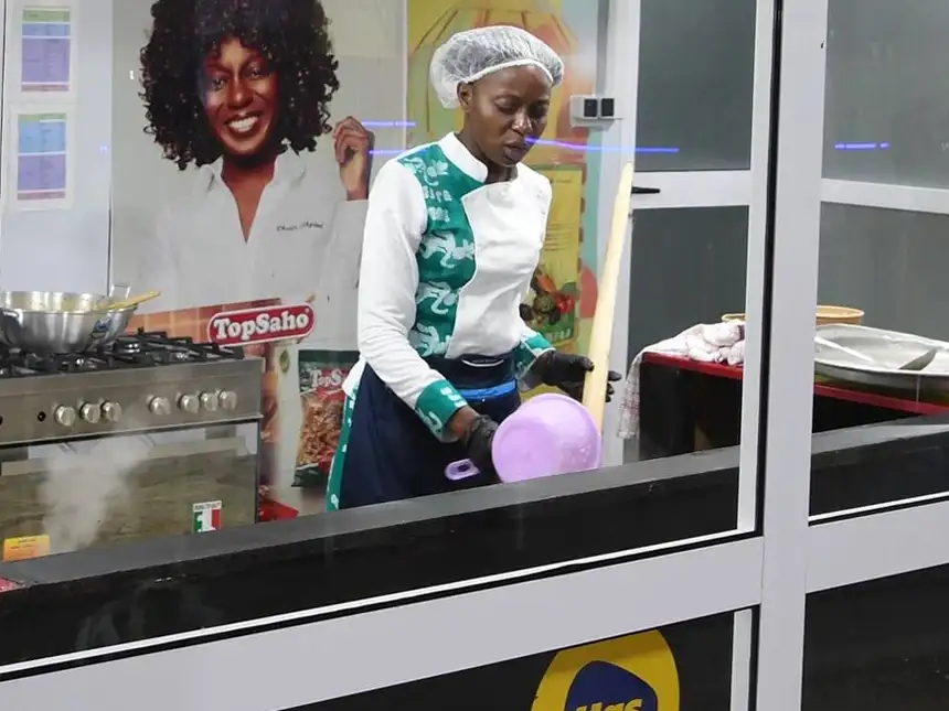 Guinness World Records : la cheffe Akpéné se lance dans un marathon culinaire inédit de 360 heures