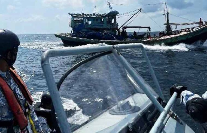 Trafic de carburant en mer : la marine ghanéenne frappe un réseau actif à la frontière togolaise