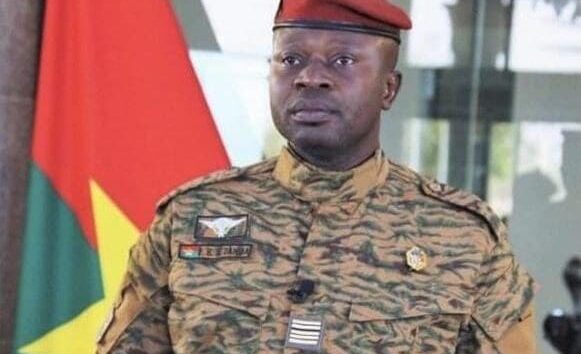 Extradition Damiba : le Burkina Faso éclaire l’opinion sur la procédure judiciaire