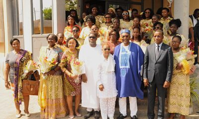 La Chambre de commerce et d’industrie du Togo (CCI-Togo) souhaite encourager davantage la présence des femmes dans certains secteurs traditionnellement dominés par les hommes. À Lomé, l’institution consulaire a annoncé le vendredi 13 mars le pré-lancement du programme « Femmes-Actions-CCI-Togo », un projet destiné à former des entrepreneures togolaises à des métiers techniques liés à la logistique et au transport.