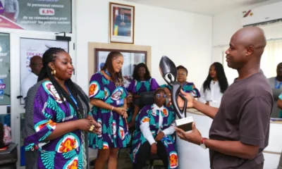 À l’occasion de la Journée internationale des droits de la femme, le CDK GROUP a organisé le lundi 9 mars une rencontre spéciale réunissant ses collaboratrices ainsi que celles de plusieurs structures partenaires, notamment SMPDD, MAED, LTPE et BAIOJ.