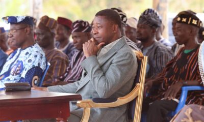 Le président du Conseil, Faure Essozimna Gnassingbé, a pris part ce lundi 9 mars 2026 à la cérémonie d’ouverture de la chasse traditionnelle organisée à Pya Hodo, dans la préfecture de la Kozah, au nord du Togo. La manifestation a rassemblé plusieurs personnalités, notamment des membres du gouvernement, des responsables administratifs, des autorités militaires ainsi que des chefs traditionnels venus assister à ce rendez-vous culturel important pour les communautés locales.