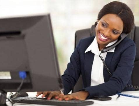 Lomé : une secrétaire recherchée pour la gestion d’un cybercafé à Adidogomé