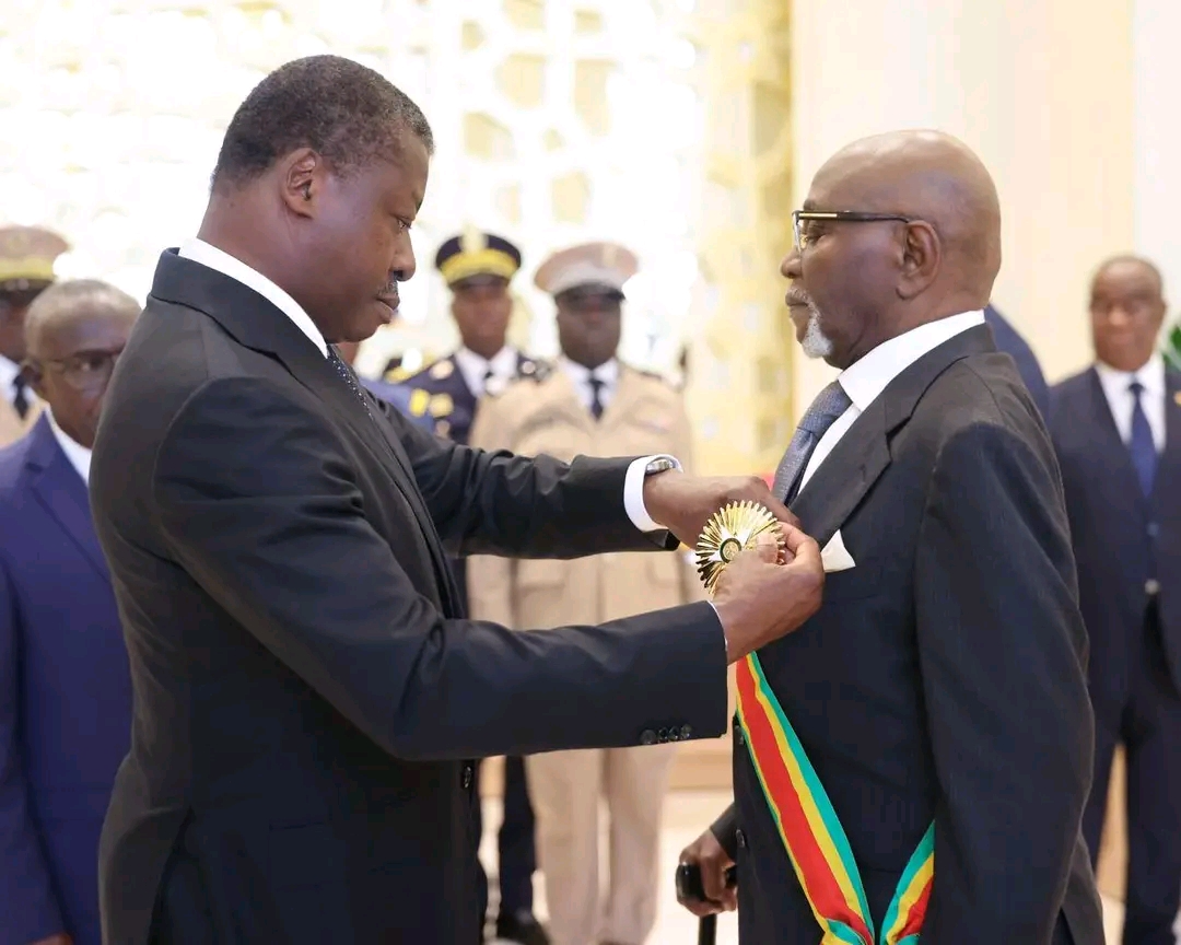 Le Président de la République élevé à la dignité de Grand-Croix de l’Ordre du Mono