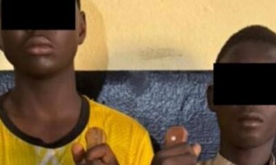Côte d’Ivoire : 2 élèves mineurs arrêtés avec des couteaux après une violente bagarre à Abobo